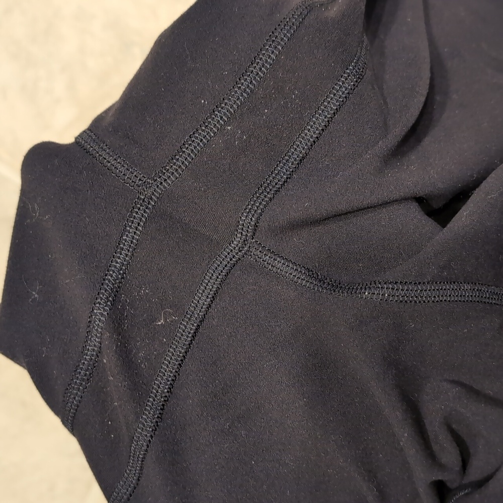 Lululemon Black Align Leggings - 22" Inseam - Picture 6 of 6